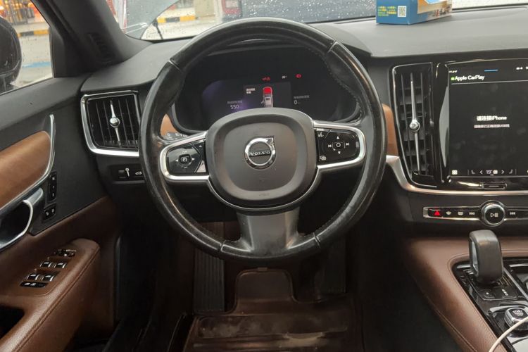 Used Volvo S90 New Energy 2022 T8 eDrive Hybrid Luxury Edition Steering Wheel