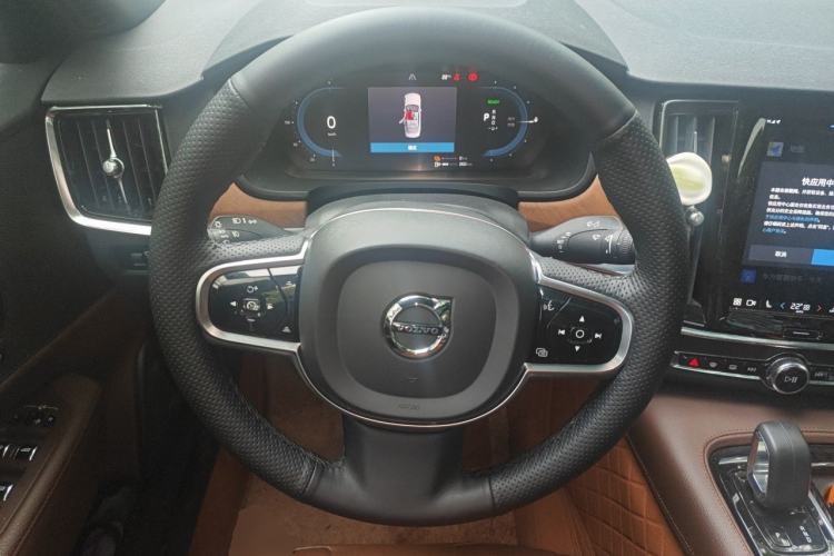 Used Volvo S90 New Energy 2022 T8 eDrive Hybrid Luxury Edition Steering Wheel