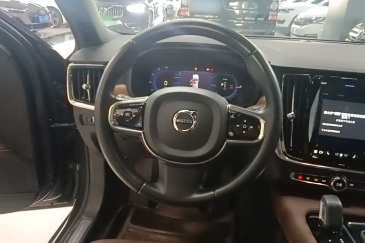 Used Volvo S90 New Energy 2022 T8 eDrive Hybrid Luxury Edition Steering Wheel