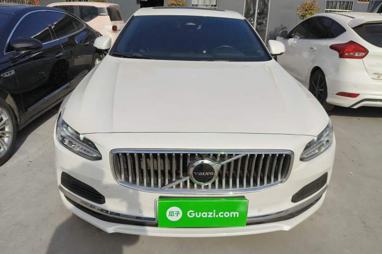 Used Volvo S90 New Energy 2022 T8 eDrive Hybrid Luxury Edition Exterior 1