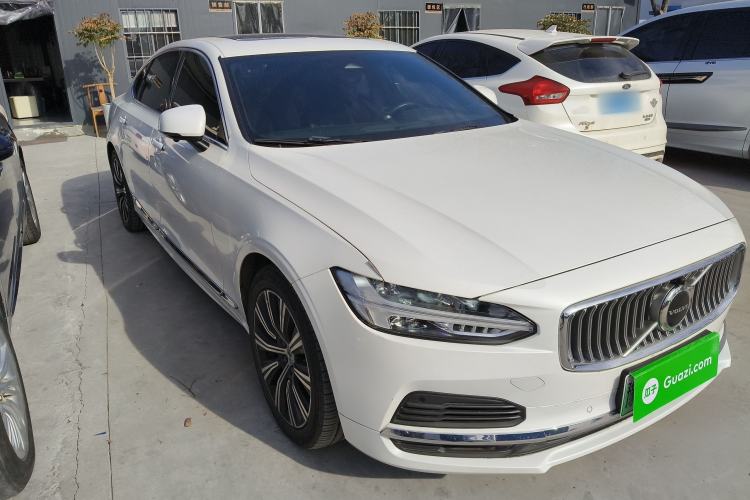 Used Volvo S90 New Energy 2022 T8 eDrive Hybrid Luxury Edition Exterior 2