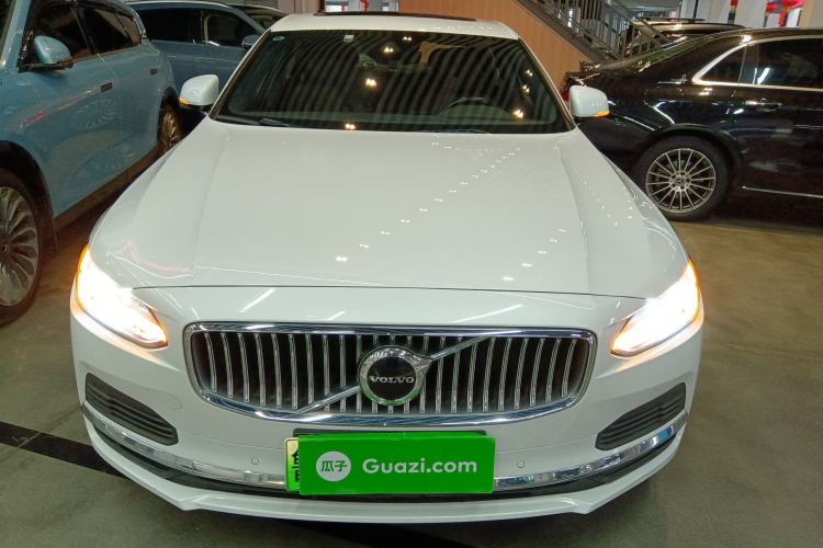 Used Volvo S90 New Energy 2022 T8 eDrive Hybrid Luxury Edition Front
