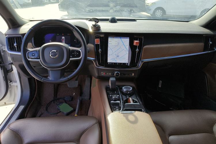 Used Volvo S90 New Energy 2022 T8 eDrive Hybrid Luxury Edition Interior 2