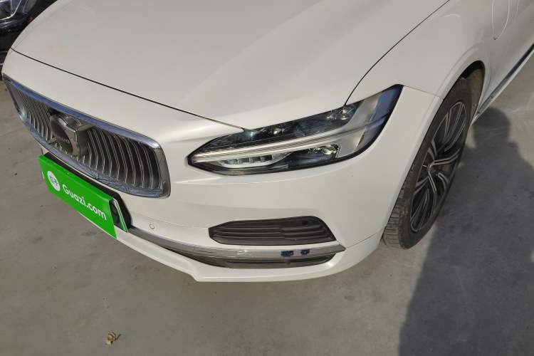Used Volvo S90 New Energy 2022 T8 eDrive Hybrid Luxury Edition Left Front Headlight