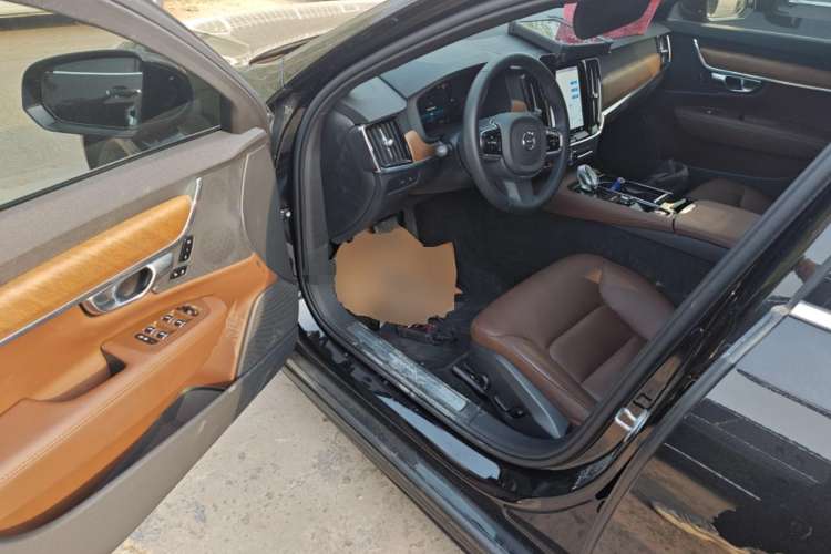 Used Volvo S90 New Energy 2023 T8 Plug-in Hybrid All-Wheel Drive Long-Range Zhiyi Luxury Edition Driver Seat