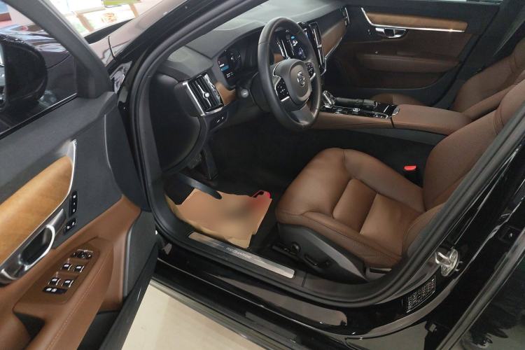 Used Volvo S90 New Energy 2023 T8 Plug-in Hybrid All-Wheel Drive Long-Range Zhiyi Luxury Edition Driver Seat