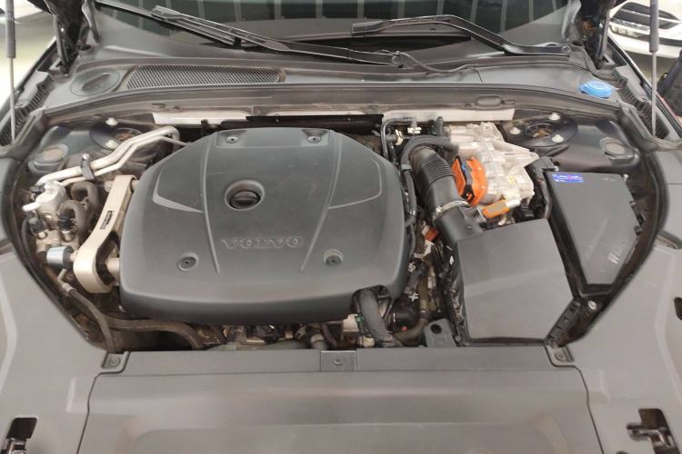 Used Volvo S90 New Energy 2023 T8 Plug-in Hybrid All-Wheel Drive Long-Range Zhiyi Luxury Edition Engine Bay