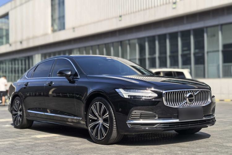 Used Volvo S90 New Energy 2023 T8 Plug-in Hybrid All-Wheel Drive Long-Range Luxury Edition Exterior 3