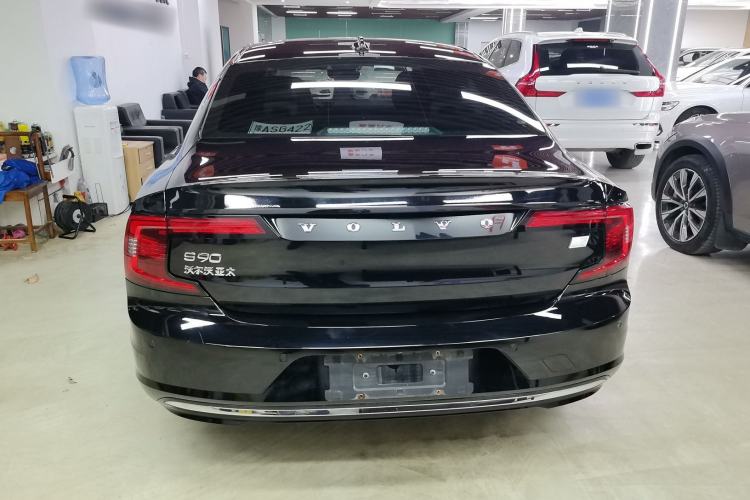Used Volvo S90 New Energy 2023 T8 Plug-in Hybrid All-Wheel Drive Long-Range Zhiyi Luxury Edition Exterior 4