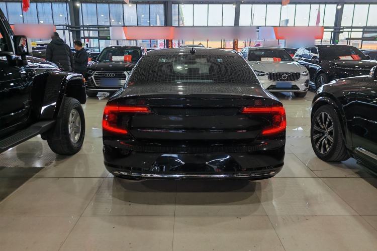 Used Volvo S90 New Energy 2023 T8 Plug-in Hybrid All-Wheel Drive Long-Range Zhiyi Luxury Edition Exterior 4