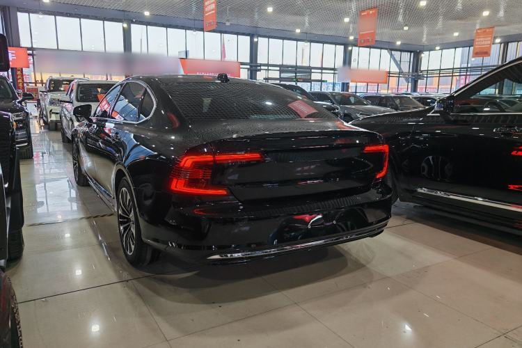 Used Volvo S90 New Energy 2023 T8 Plug-in Hybrid All-Wheel Drive Long-Range Zhiyi Luxury Edition Exterior 5