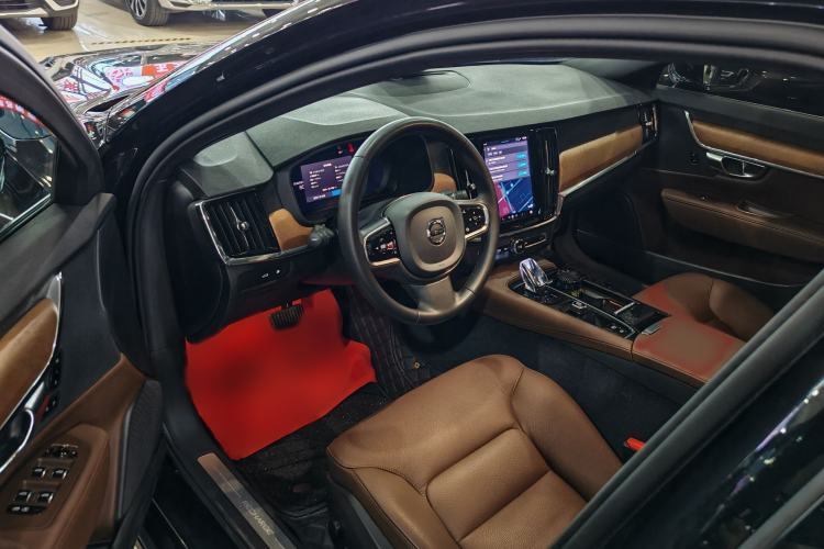 Used Volvo S90 New Energy 2023 T8 Plug-in Hybrid All-Wheel Drive Long-Range Zhiyi Luxury Edition Exterior 6