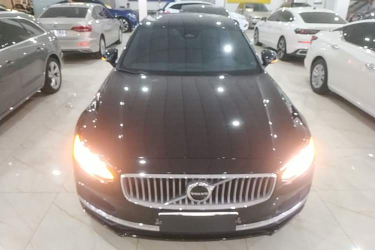 Used Volvo S90 New Energy 2023 T8 Plug-in Hybrid All-Wheel Drive Long-Range Zhiyi Luxury Edition Front