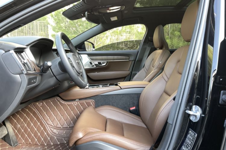 Used Volvo S90 New Energy 2023 T8 Plug-in Hybrid All-Wheel Drive Long-Range Luxury Edition Interior 10