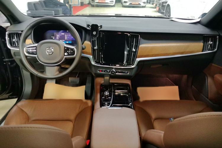 Used Volvo S90 New Energy 2023 T8 Plug-in Hybrid All-Wheel Drive Long-Range Zhiyi Luxury Edition Interior 3