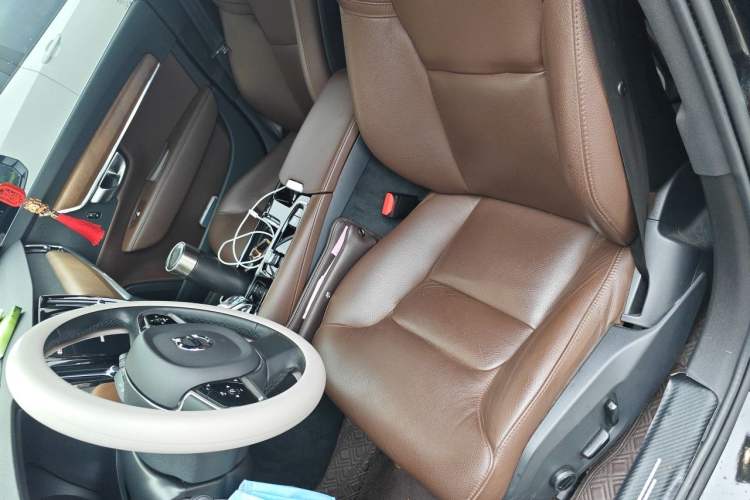 Used Volvo S90 New Energy 2023 T8 Plug-in Hybrid All-Wheel Drive Long-Range Zhiyi Luxury Edition Left Front Seat