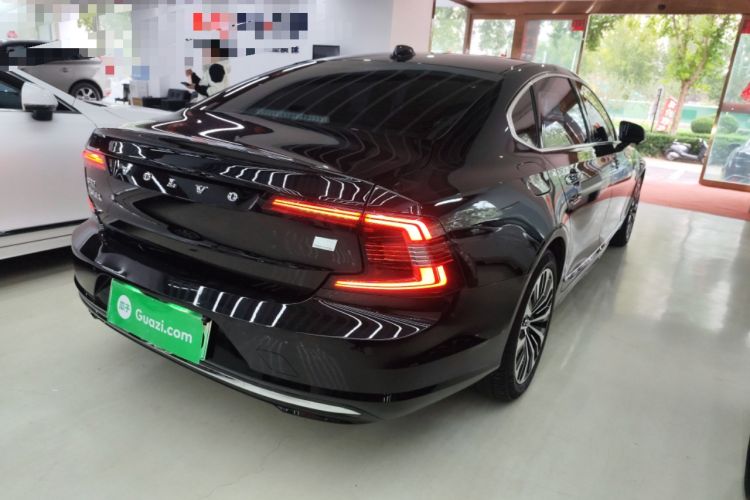 Used Volvo S90 New Energy 2023 T8 Plug-in Hybrid All-Wheel Drive Long-Range Zhiyi Luxury Edition Rear Right 45 Deg