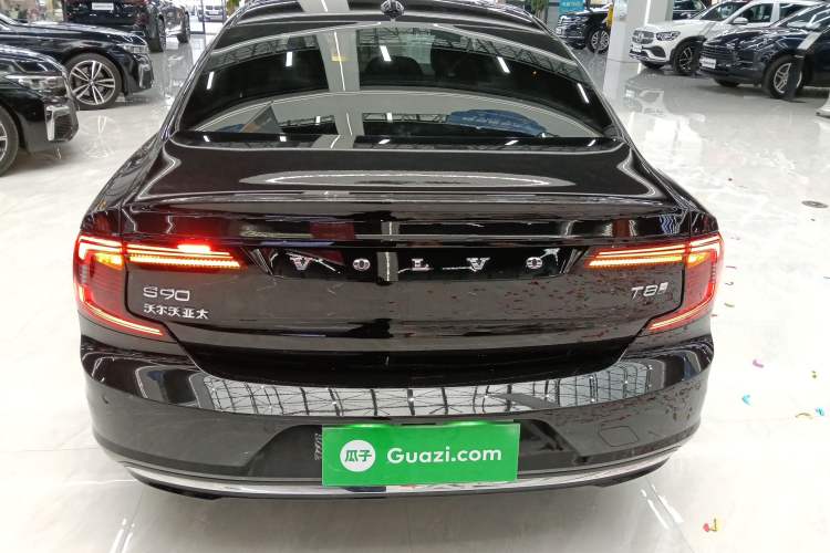 Used Volvo S90 New Energy 2023 T8 Plug-in Hybrid All-Wheel Drive Long-Range Luxury Edition Rear