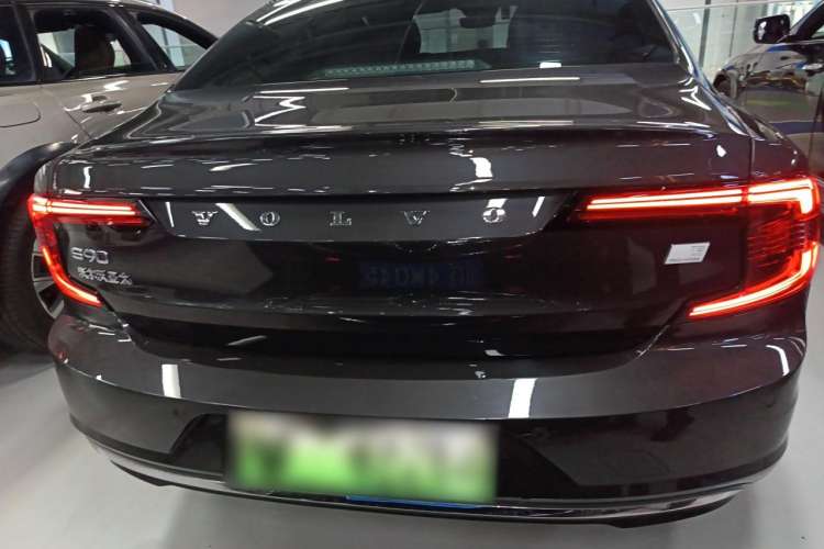 Used Volvo S90 New Energy 2023 T8 Plug-in Hybrid All-Wheel Drive Long-Range Zhiyi Luxury Edition Rear