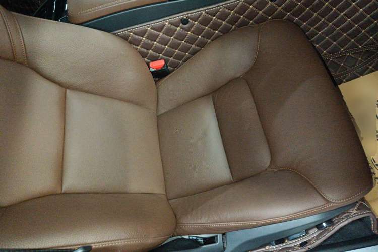 Used Volvo S90 New Energy 2023 T8 Plug-in Hybrid All-Wheel Drive Long-Range Zhiyi Luxury Edition Right Front Seat
