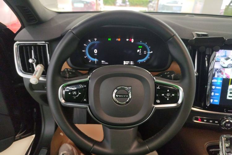 Used Volvo S90 New Energy 2023 T8 Plug-in Hybrid All-Wheel Drive Long-Range Zhiyi Luxury Edition Steering Wheel