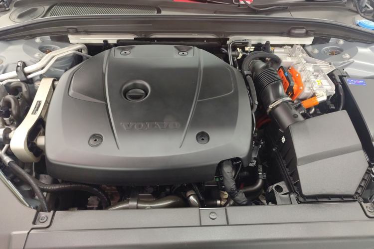 Used Volvo S90 New Energy 2023 T8 Plug-in Hybrid All-Wheel Drive Long-Range Luxury Edition Engine Bay