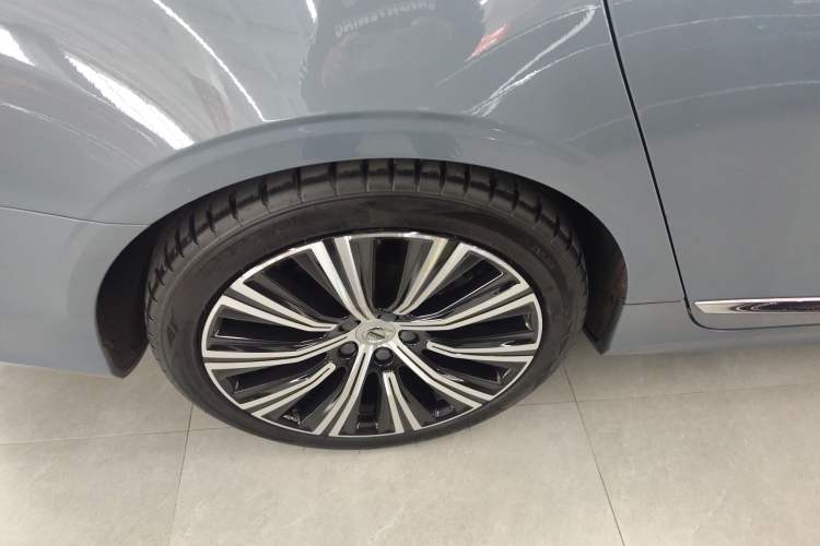 Used Volvo S90 New Energy 2023 T8 Plug-in Hybrid All-Wheel Drive Long-Range Luxury Edition Exterior 8