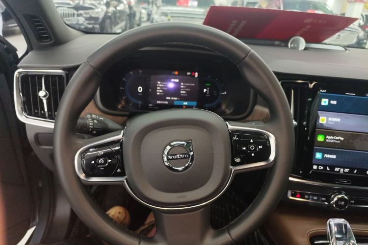 Used Volvo S90 New Energy 2023 T8 Plug-in Hybrid All-Wheel Drive Long-Range Luxury Edition Steering Wheel