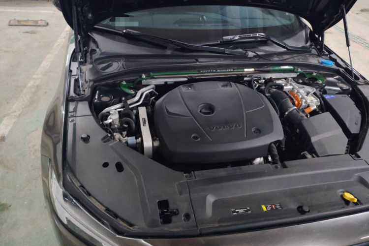 Used Volvo S90 New Energy 2023 T8 Plug-in Hybrid All-Wheel Drive Long-Range Zhiyi Luxury Edition Engine Bay Right