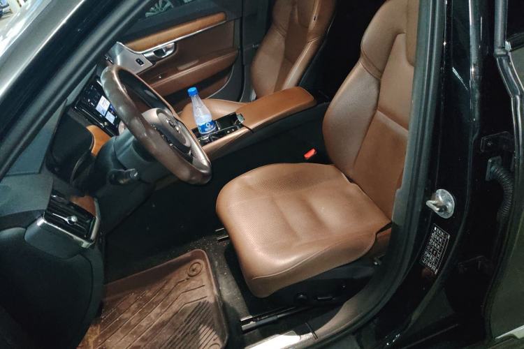 Used Volvo S90 New Energy 2023 T8 Plug-in Hybrid All-Wheel Drive Long-Range Zhiyi Luxury Edition Left Front Seat