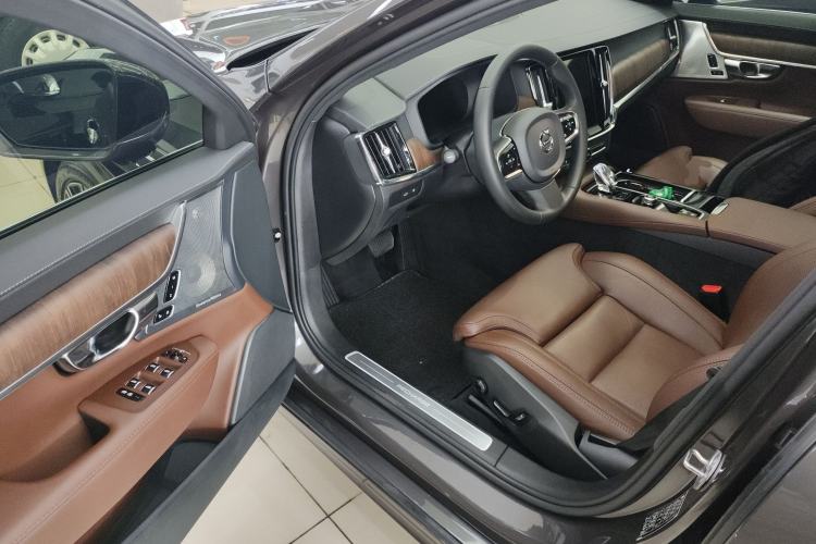 Used Volvo S90 New Energy 2023 T8 Plug-in Hybrid All-Wheel Drive Long-Range Luxury Edition Driver Seat