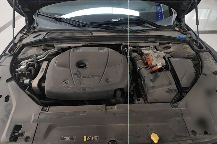 Used Volvo S90 New Energy 2023 T8 Plug-in Hybrid All-Wheel Drive Long-Range Luxury Edition Engine Bay