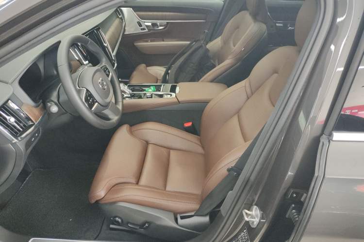 Used Volvo S90 New Energy 2023 T8 Plug-in Hybrid All-Wheel Drive Long-Range Luxury Edition Left Front Seat