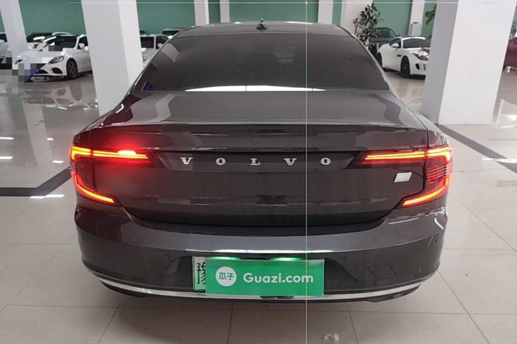 Used Volvo S90 New Energy 2023 T8 Plug-in Hybrid All-Wheel Drive Long-Range Luxury Edition Rear