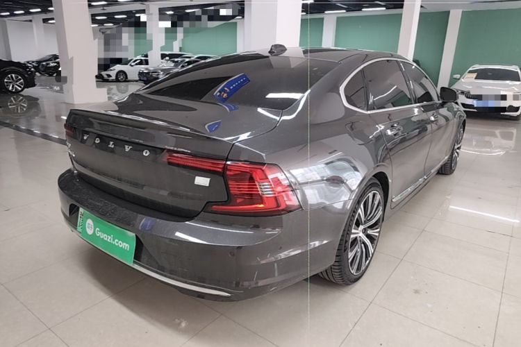 Used Volvo S90 New Energy 2023 T8 Plug-in Hybrid All-Wheel Drive Long-Range Luxury Edition Rear Right 45 Deg