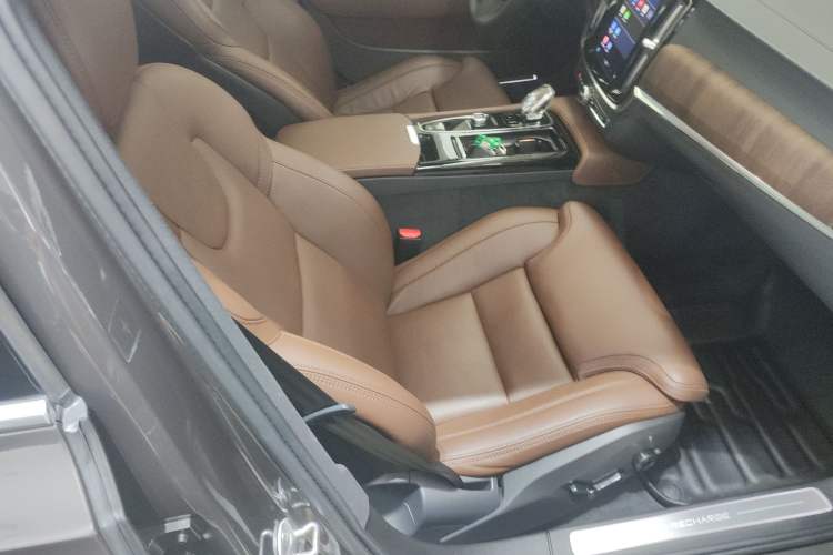 Used Volvo S90 New Energy 2023 T8 Plug-in Hybrid All-Wheel Drive Long-Range Luxury Edition Right Front Seat