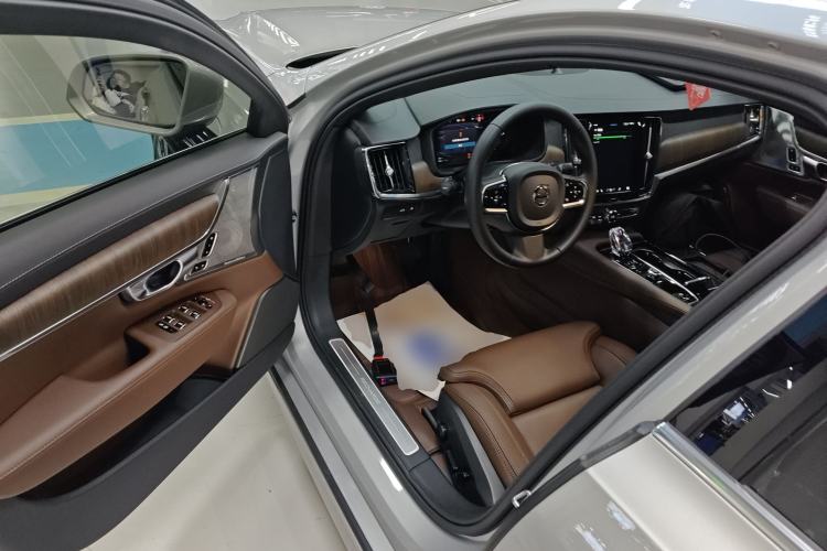 Used Volvo S90 New Energy 2023 T8 Plug-in Hybrid All-Wheel Drive Long-Range Luxury Edition Driver Seat