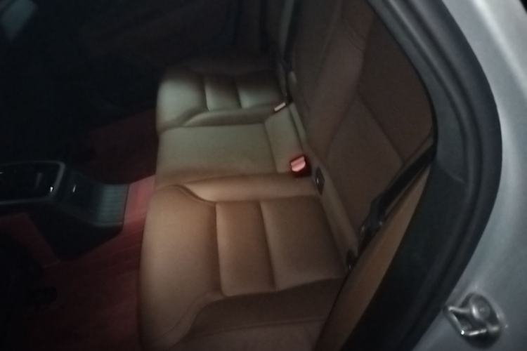 Used Volvo S90 New Energy 2023 T8 Plug-in Hybrid All-Wheel Drive Long-Range Zhiyi Luxury Edition Left Rear Seat