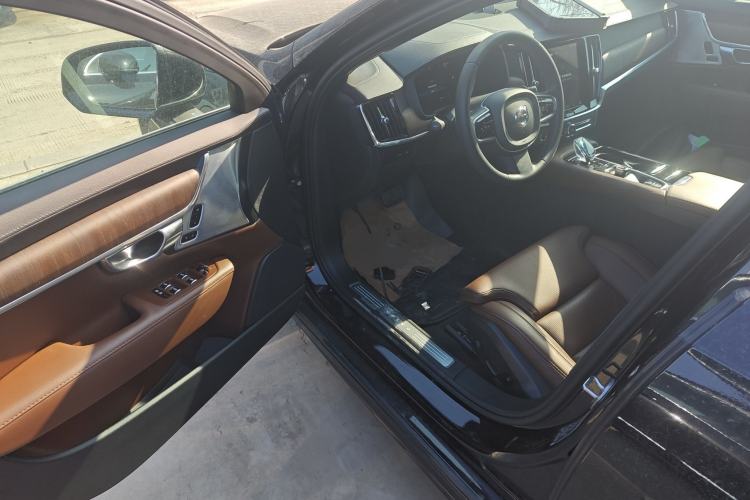 Used Volvo S90 New Energy 2024 Plug-in Hybrid Four-Wheel Drive Long-Range Luxury Smart Edition Driver Seat