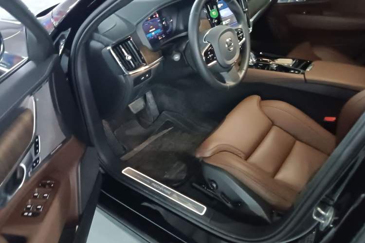 Used Volvo S90 New Energy 2024 Plug-in Hybrid Four-Wheel Drive Long-Range Luxury Smart Edition Driver Seat