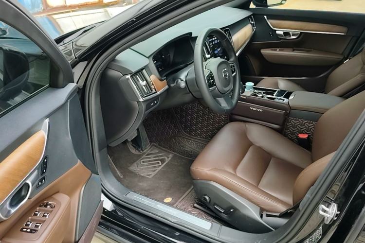 Used Volvo S90 New Energy 2024 Plug-in Hybrid Four-Wheel Drive Long-Range Zhiyi Luxury Edition Driver Seat
