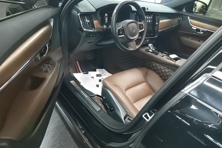 Used Volvo S90 New Energy 2024 Plug-in Hybrid Four-Wheel Drive Long-Range Zhiyi Luxury Edition Driver Seat