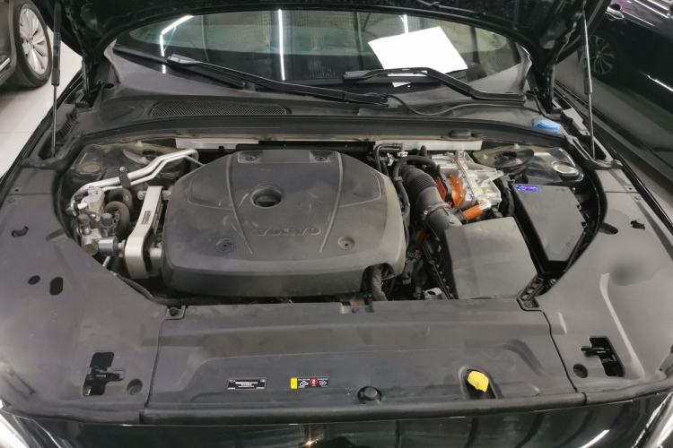 Used Volvo S90 New Energy 2024 Plug-in Hybrid Four-Wheel Drive Long-Range Zhiyi Luxury Edition Engine Bay