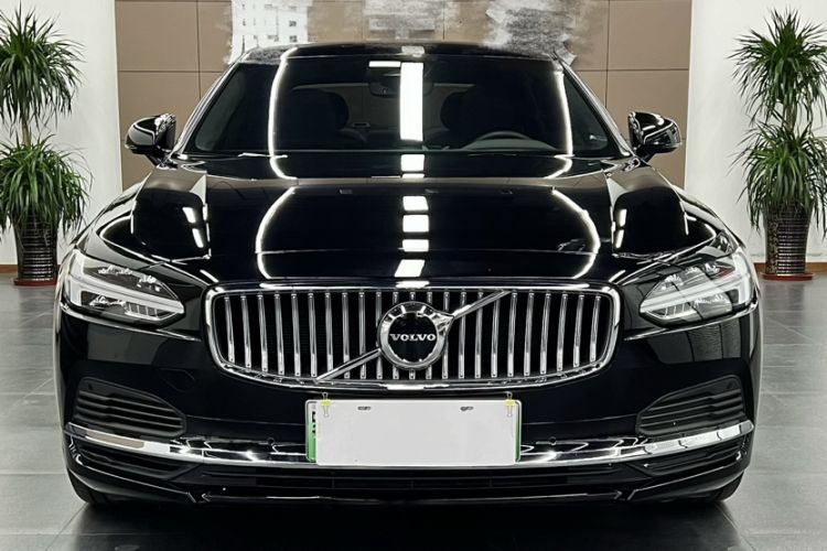 Used Volvo S90 New Energy 2024 Plug-in Hybrid Four-Wheel Drive Long-Range Zhiyi Luxury Edition Engine Bay