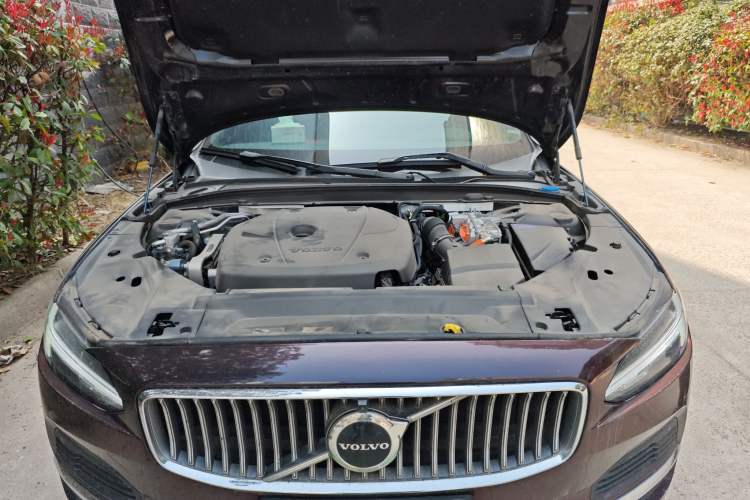 Used Volvo S90 New Energy 2024 Plug-in Hybrid Four-Wheel Drive Long-Range Zhiyi Luxury Edition Engine Bay