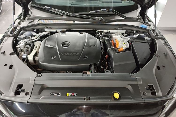 Used Volvo S90 New Energy 2024 Plug-in Hybrid Four-Wheel Drive Long-Range Zhiyi Luxury Edition Engine Bay