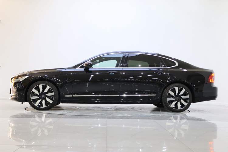 Used Volvo S90 New Energy 2024 Plug-in Hybrid Four-Wheel Drive Long-Range Luxury Smart Edition Exterior 1