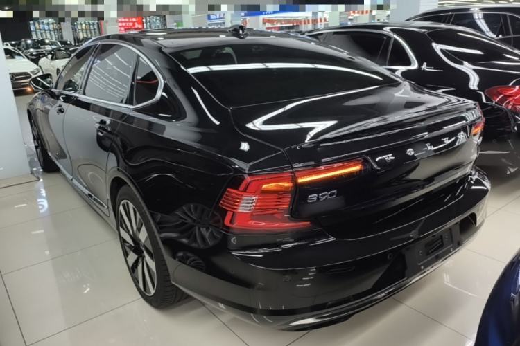 Used Volvo S90 New Energy 2024 Plug-in Hybrid Four-Wheel Drive Long-Range Luxury Smart Edition Exterior 2