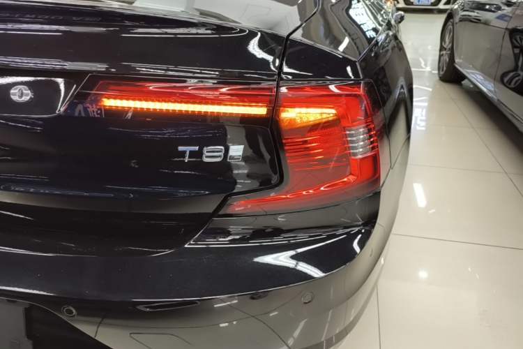 Used Volvo S90 New Energy 2024 Plug-in Hybrid Four-Wheel Drive Long-Range Luxury Smart Edition Exterior 3