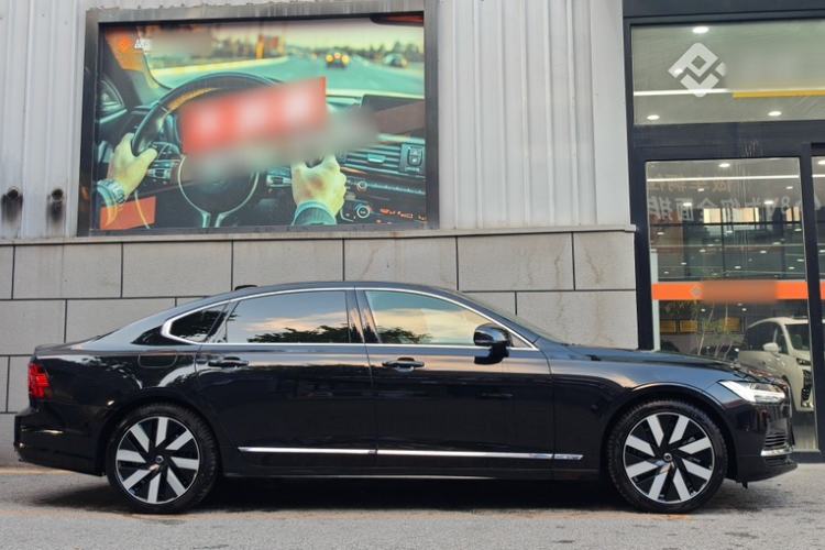 Used Volvo S90 New Energy 2024 Plug-in Hybrid Four-Wheel Drive Long-Range Luxury Smart Edition Exterior 3